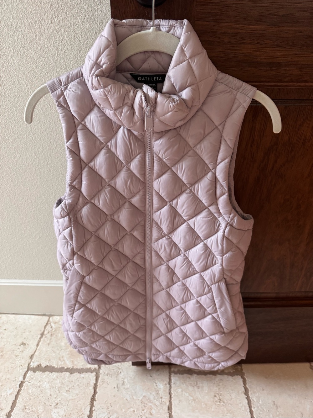 Athleta Quilted Sleeveless Puffer Vest - Pale Lilac